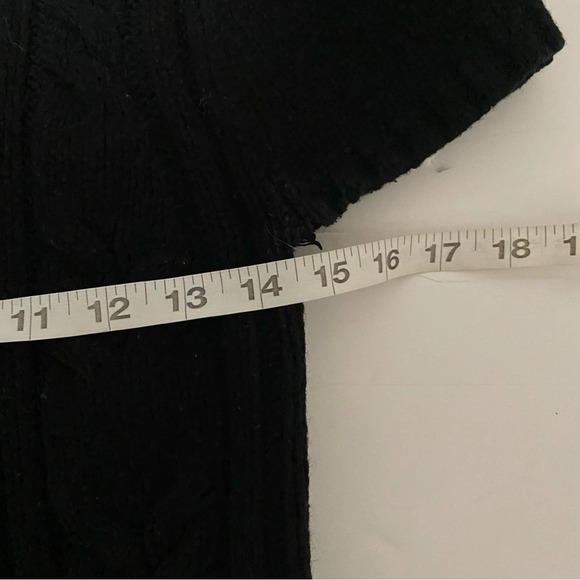 Old Navy Mock Neck Short Sleeved Cable Knit Lambswool Sweater Black Womens Small - Picture 5 of 6